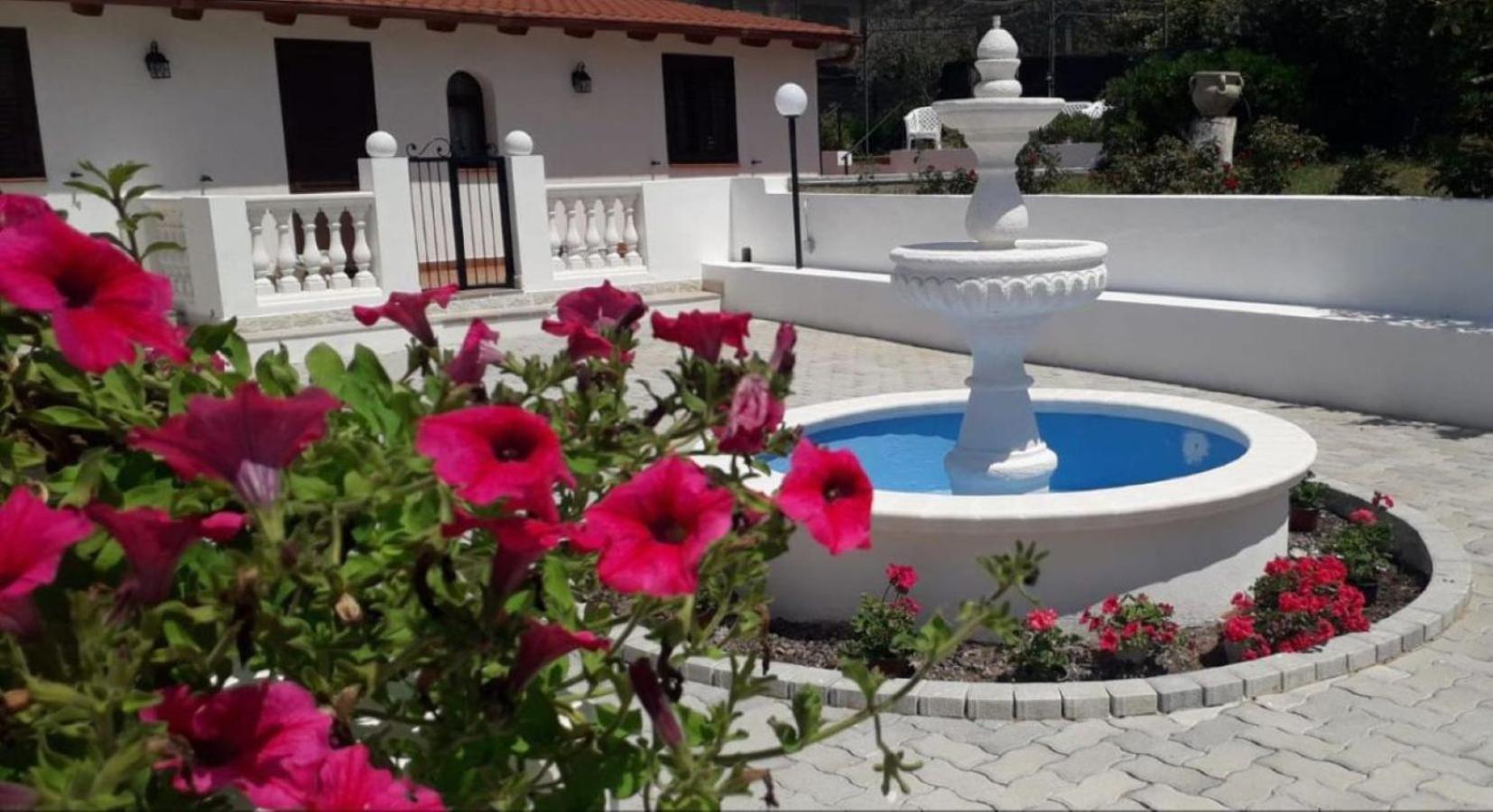 Nunziatella Badia Holiday home Trappeto (Sicily)
